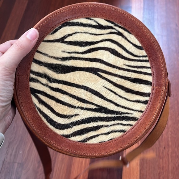 MW MOST WANTED USA calf hair zebra circle bag - Picture 8 of 9
